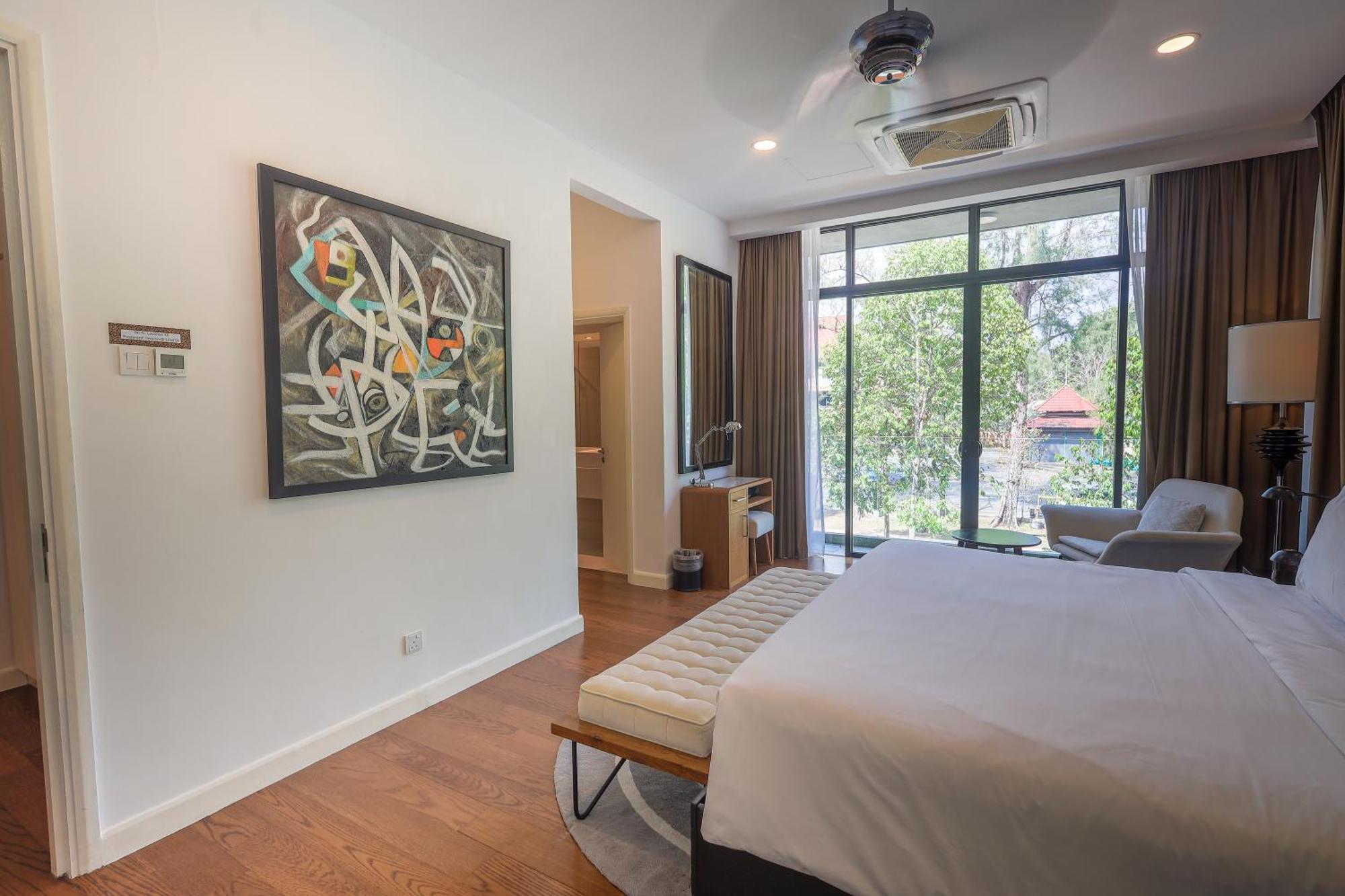 The Riyaz Lavanya Langkawi Pantai Cenang  Luaran gambar A bedroom at the hotel